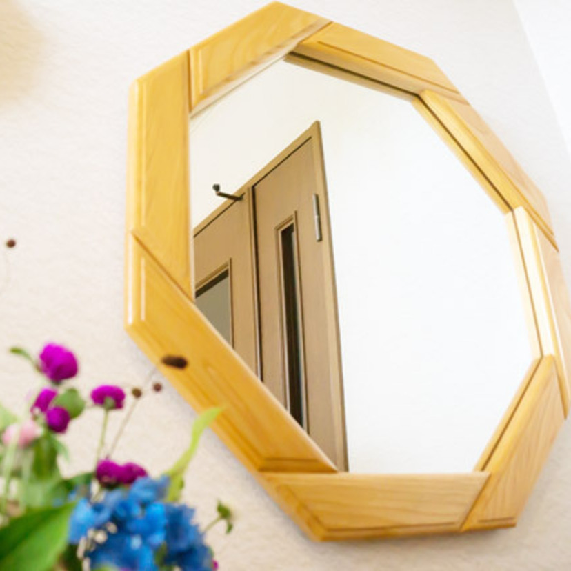 八角形の鏡の風水の意味 方角 置き場所 運気アップ Spicomi