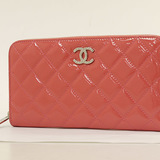 風水 赤い財布の意味と効果8つ 運気アップは赤い色の財布がおすすめ Spicomi 風水 赤い財布の意味と効果8つ 運気アップは赤い色の財布がおすすめ Spicomi