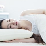 東枕とは？風水の意味と効果7個！東枕で寝るのは運気が良い？