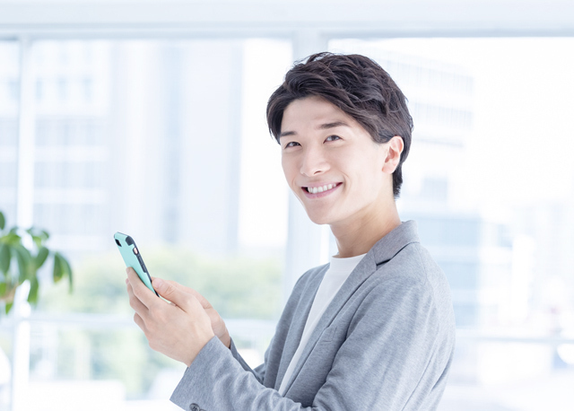 絶食系男子の特徴 手強い 原因 恋愛 脈ありサイン 結婚 Spicomi