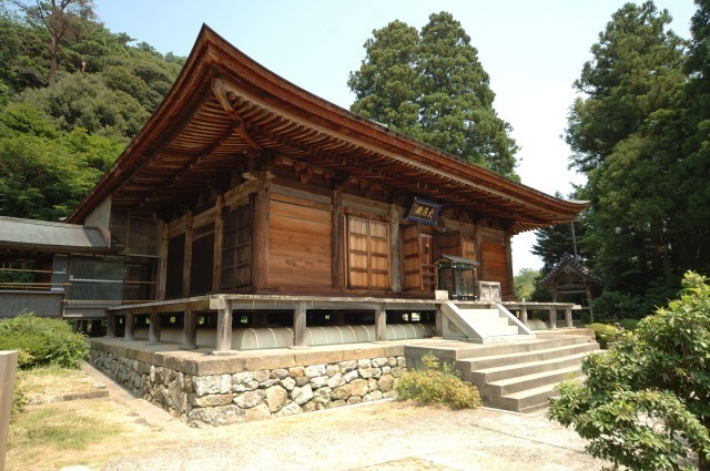 温泉寺の本堂