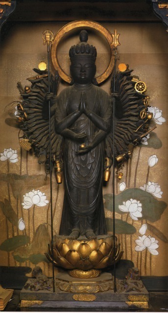温泉寺の千手観音像