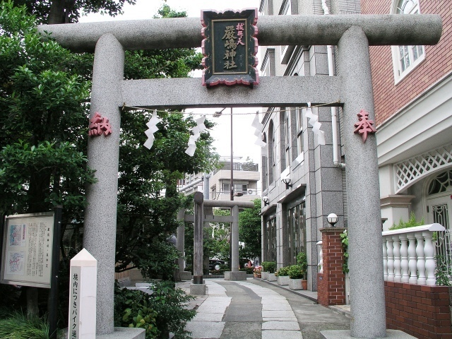 3. 厳嶋神社(抜弁天)