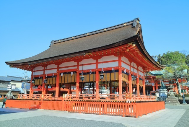 3. 伏見稲荷大社