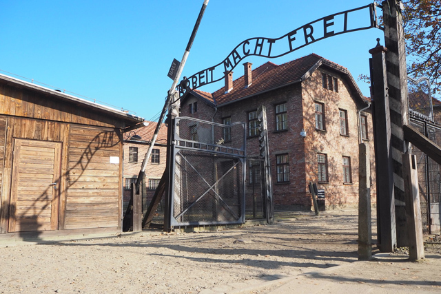 六芒星が使用NG・タブーなのはナチスと関係?