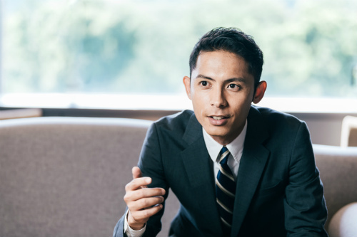 6月2日生まれの運勢 性格 恋愛 結婚 金運 星座 誕生日占い Spicomi